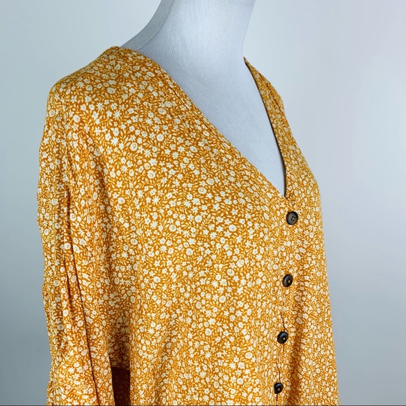 Anthropologie Maeve Floral Button Down Top Large - Picture 11 of 15